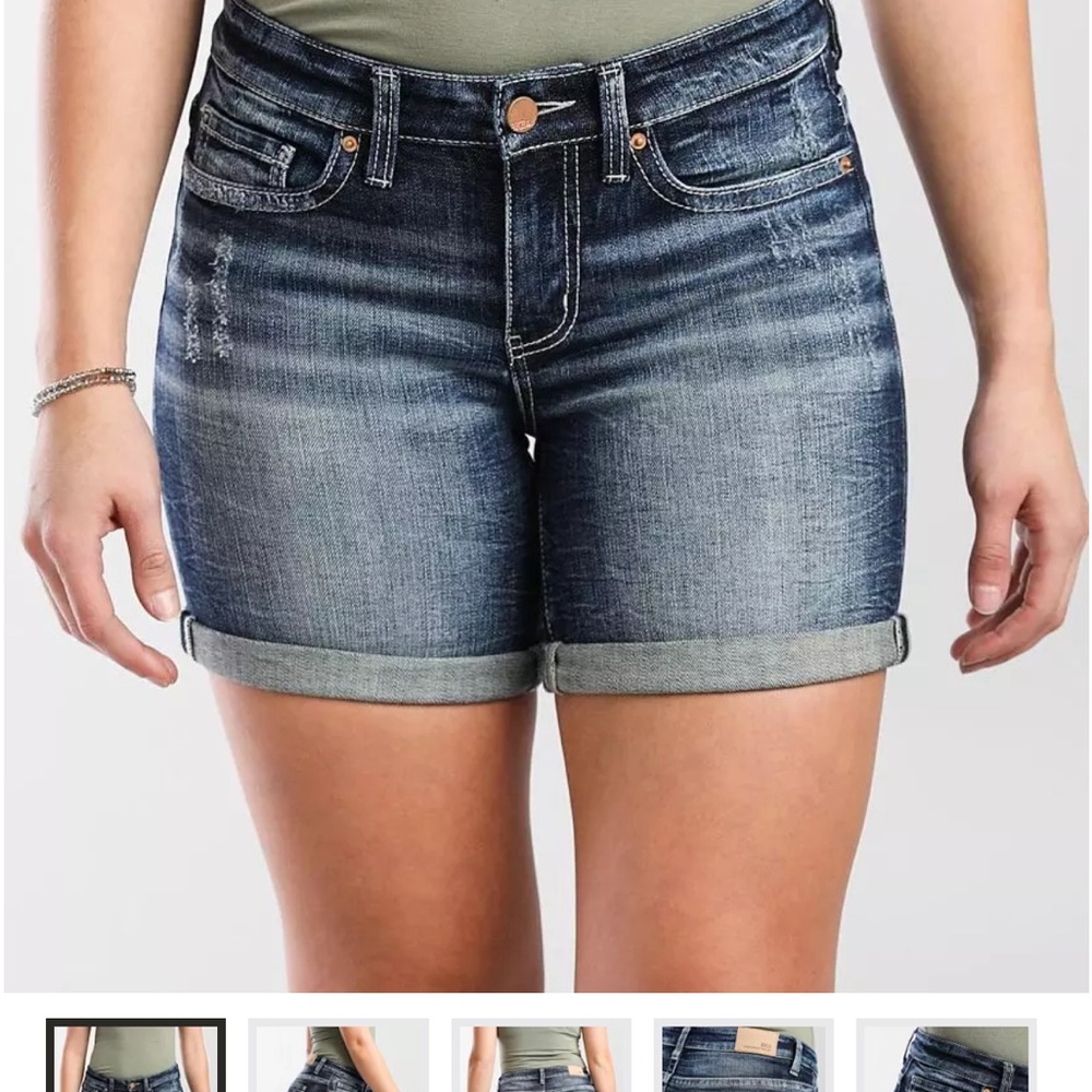 NWT Payton Stretch Cuffed Short 28 waist